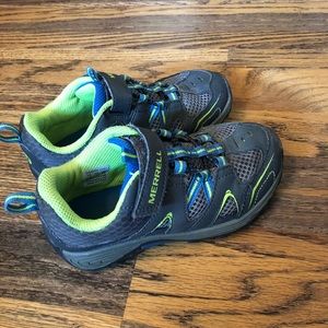 Boys Merrell hiking shoes size 11M